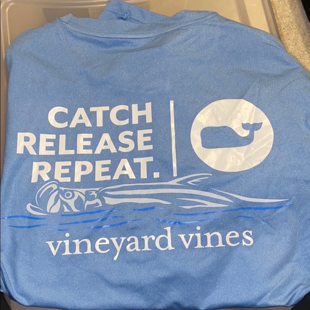 Men’s vineyard vines long sleeve